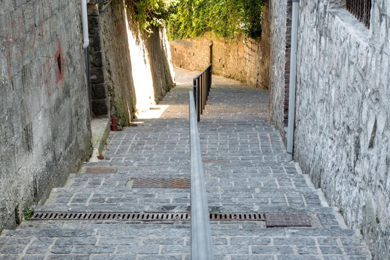 Casa Resilienza Vico Equense - 5 Min Dal Mareアパートメント エクステリア 写真